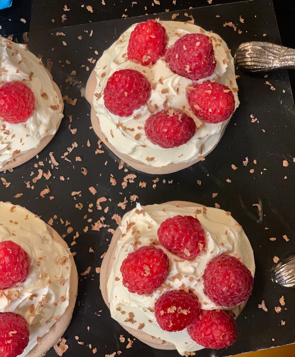 Pavlova - Gluten Free Cakes